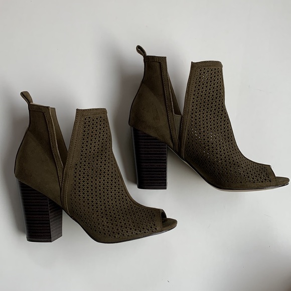 JUSTFAB Laser Cut Open Toe Bootie Koko Size 5.5 Olive Green - Picture 2 of 13